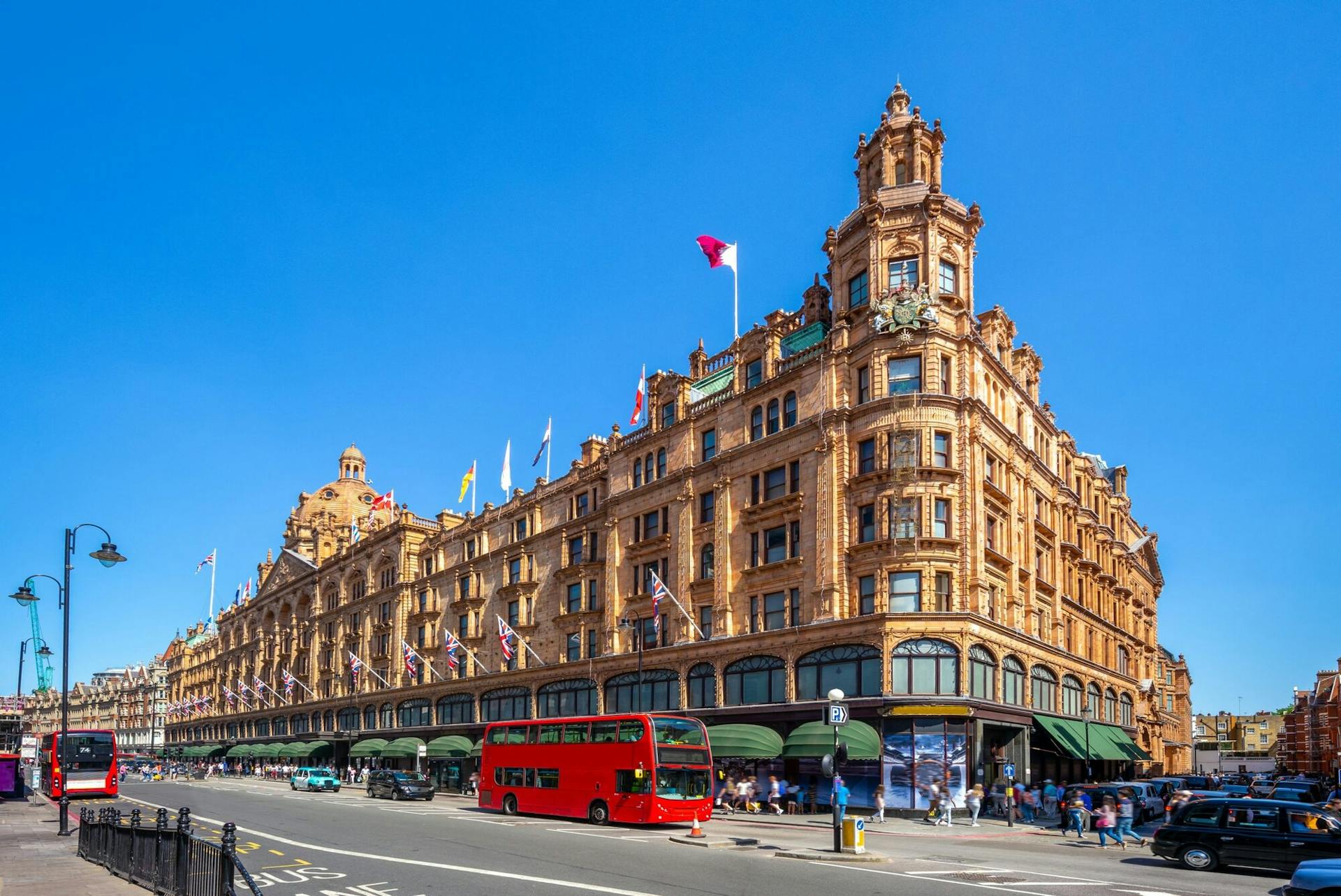 Harrods Selects SevenRooms to Power In-Store Dining Experiences
