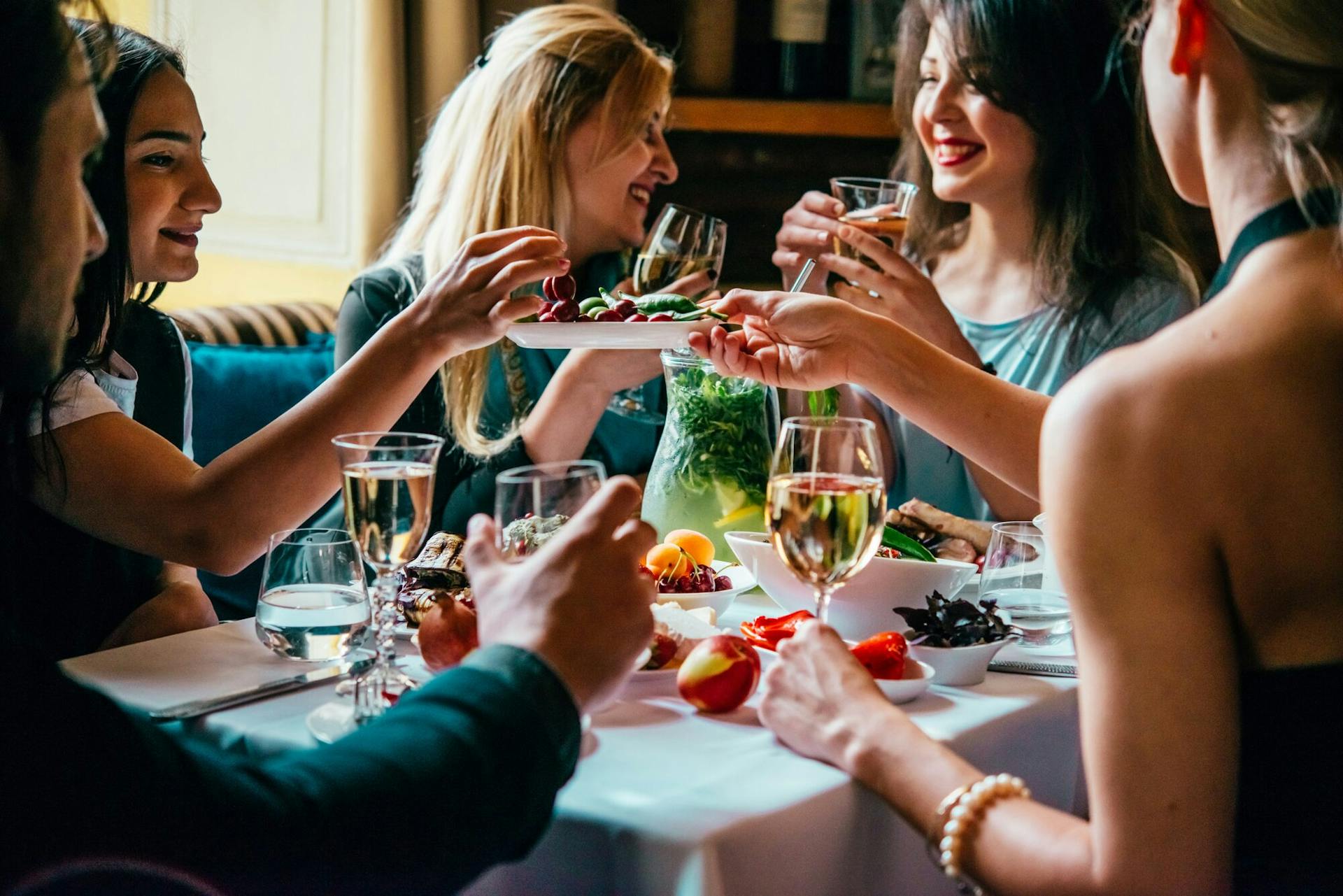 Over Half of Americans Turn to Friends & Family to Find New Restaurants